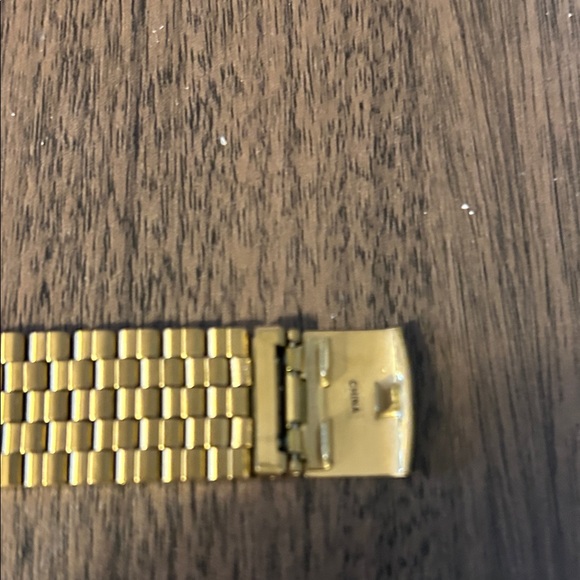 Nixon Gold and Black Men's Watch - Picture 4 of 7